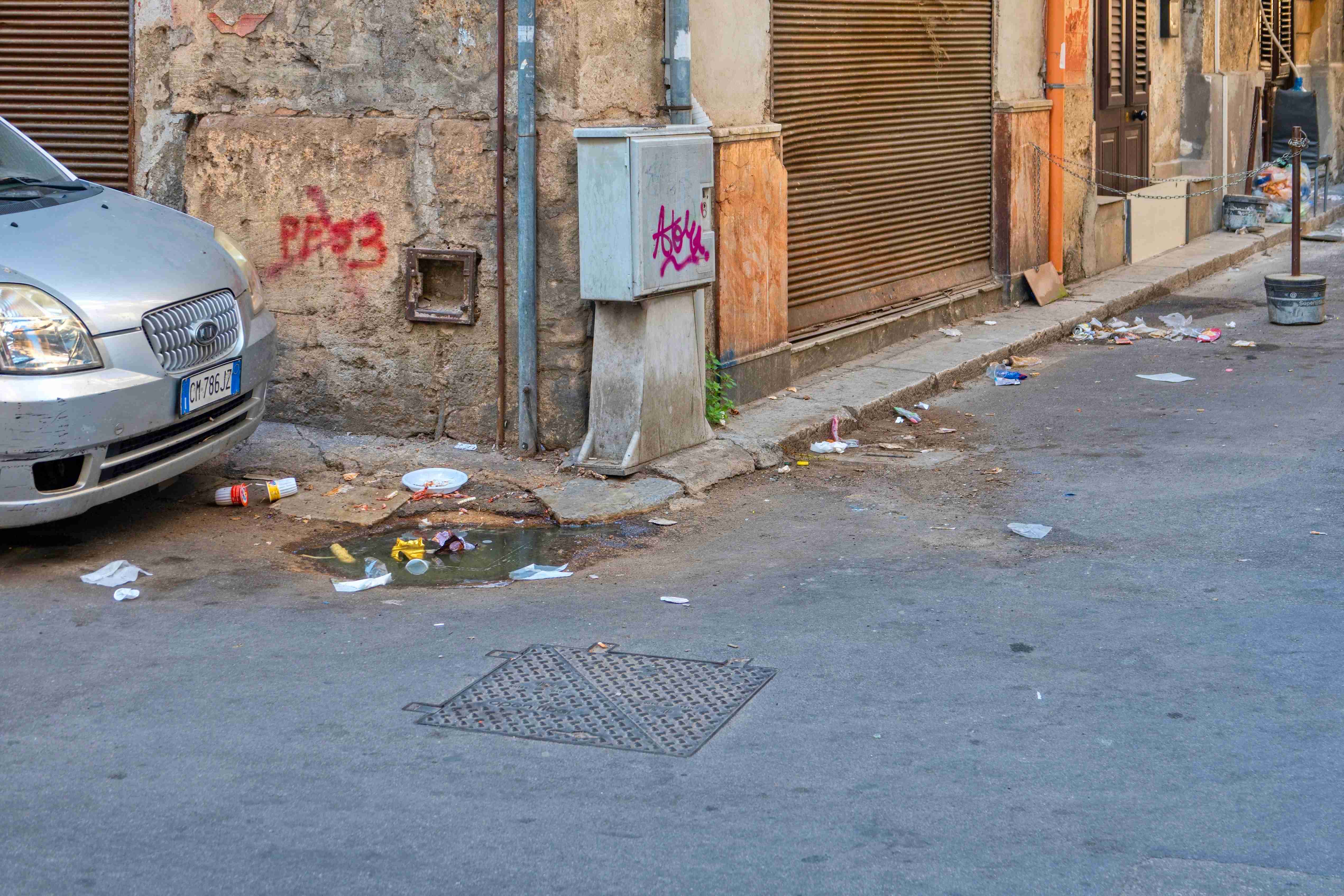 Itálie_Sicílie_Palermo_2023_07_od periferie do centra (009_1)_result