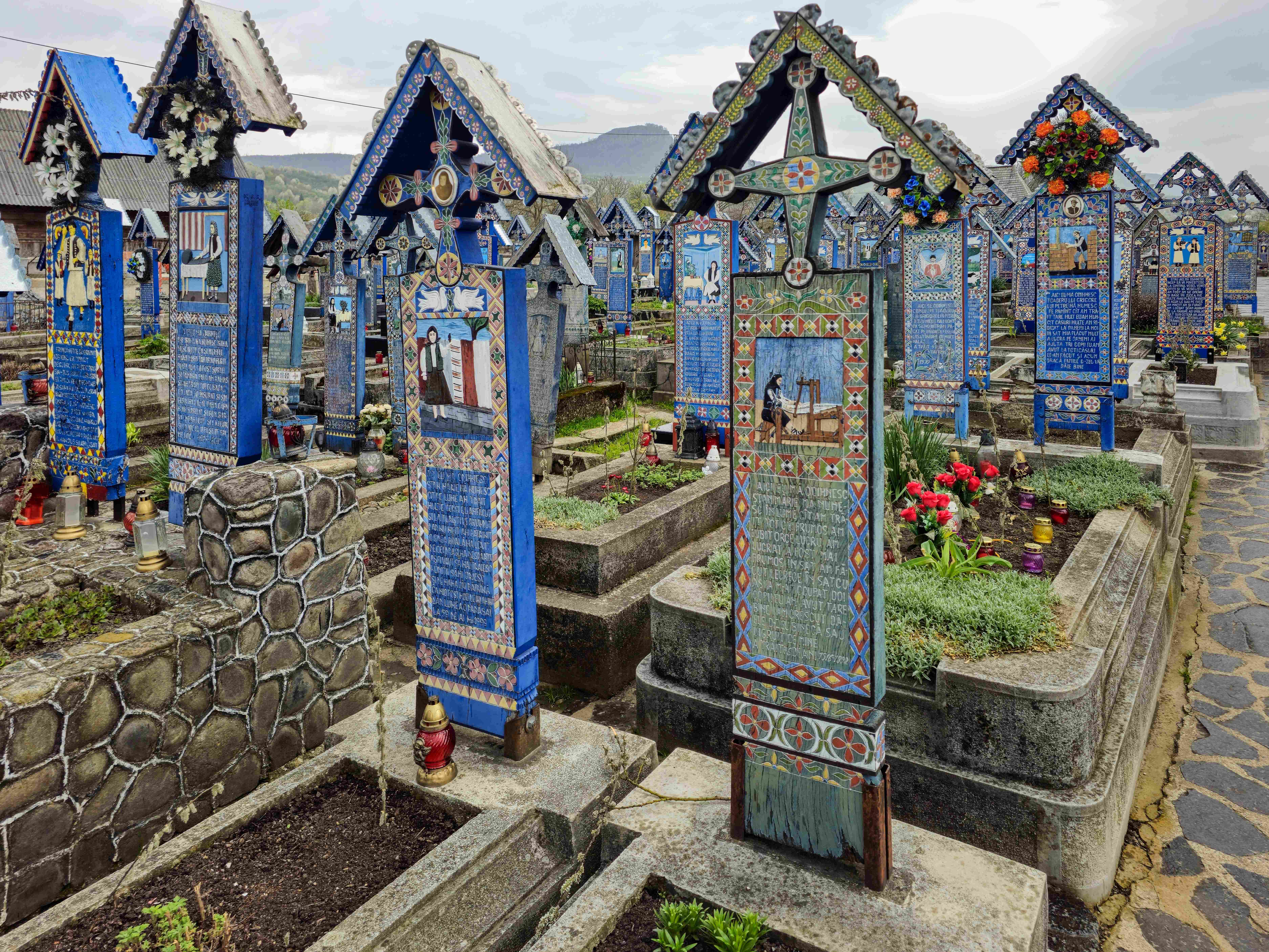 Cimitirul Vesel_Săpânța_Veselý hřbitov (001)_result