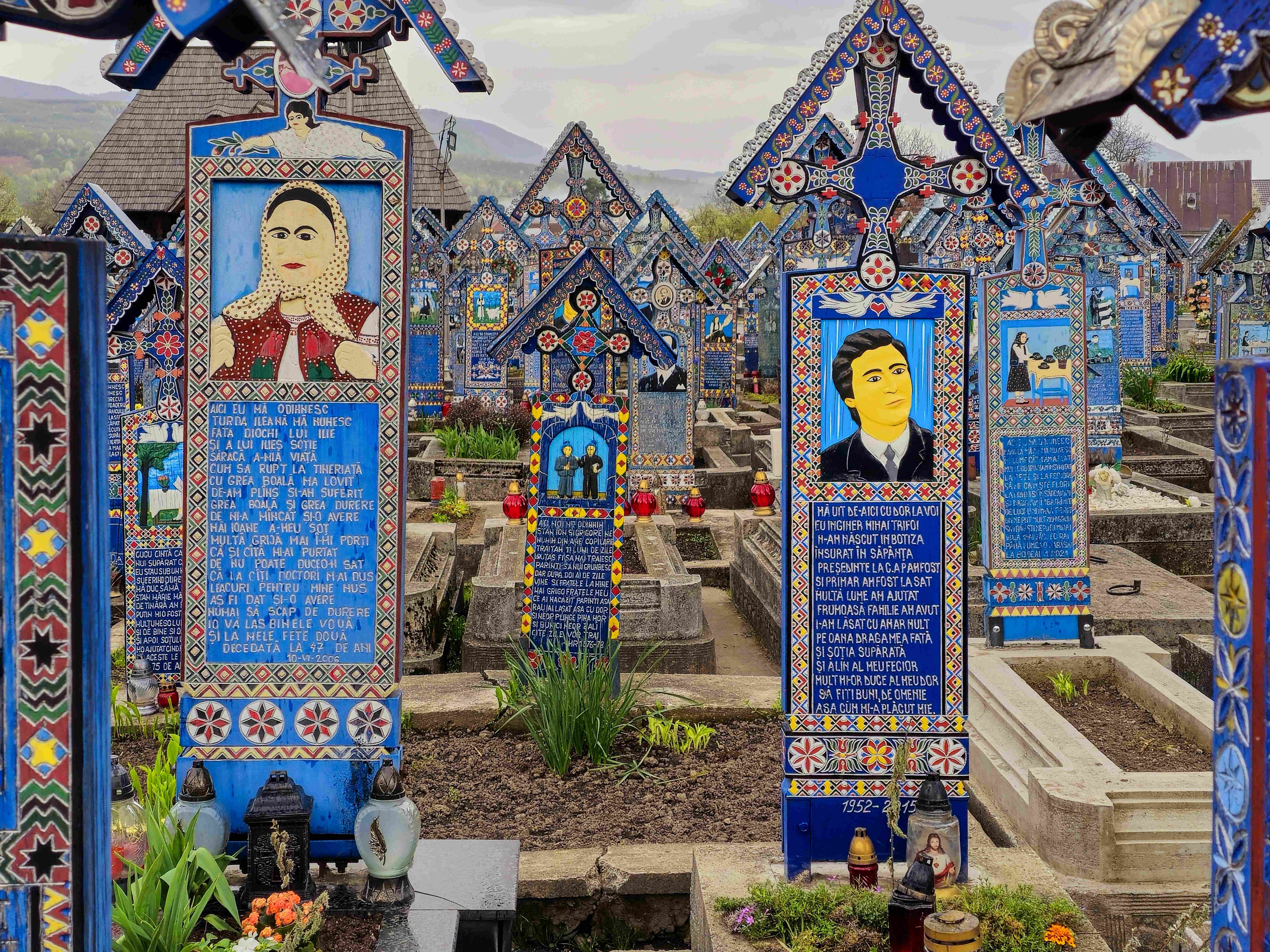 Cimitirul Vesel_Săpânța_Veselý hřbitov (006)_result