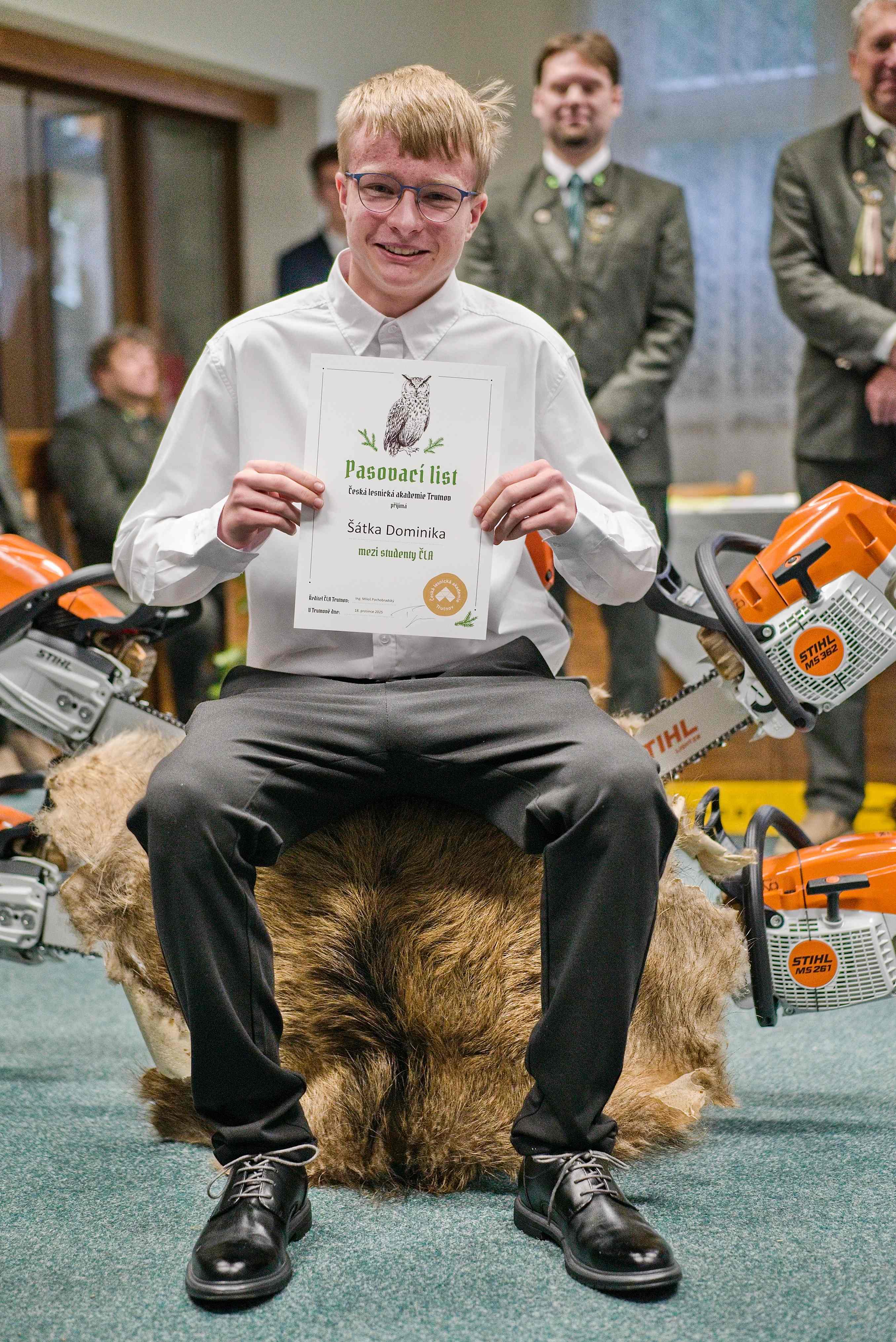 Pasování třídy 1E_2025_12_18_034