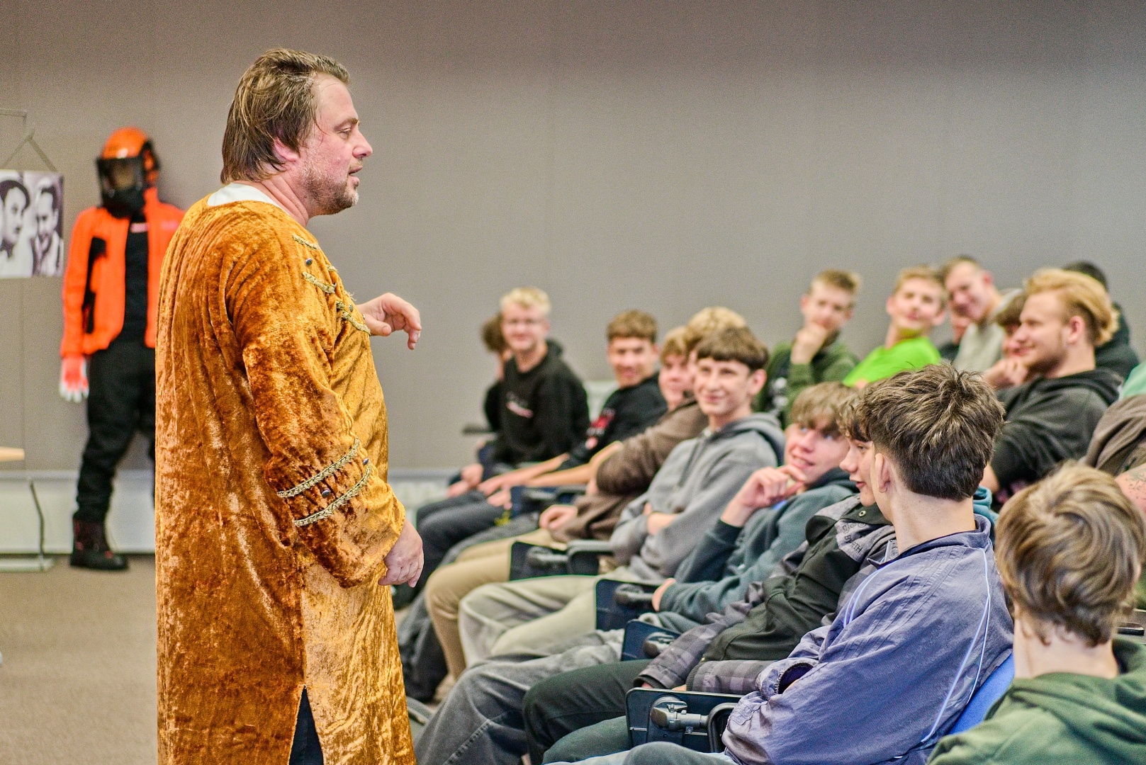 Divadélko do škol_ČLA Trutnov_ 1E_2025_11_14_017