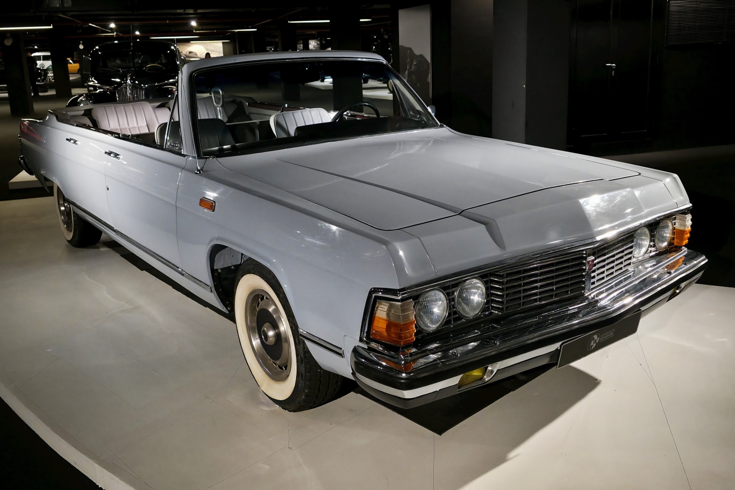 Heydar Aliev Center_klasické automobily_ 2026_02_11_053