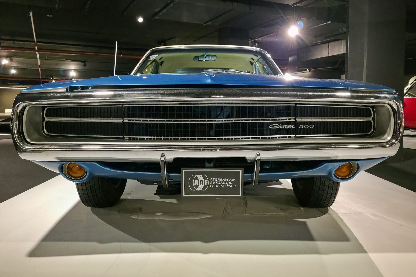 Heydar Aliev Center_klasické automobily_ 2026_02_11_058