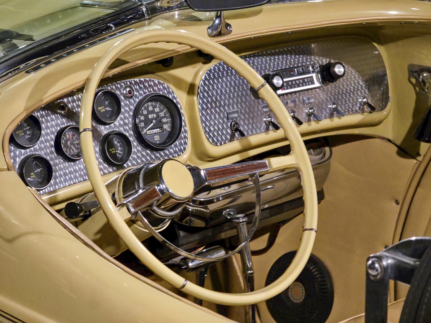 Heydar Aliev Center_klasické automobily_ 2026_02_11_064