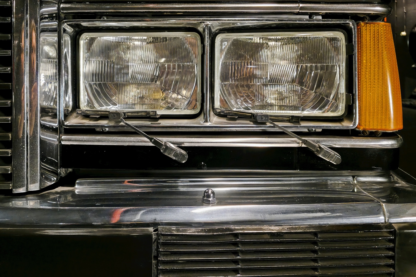 Heydar Aliev Center_klasické automobily_ 2026_02_11_077