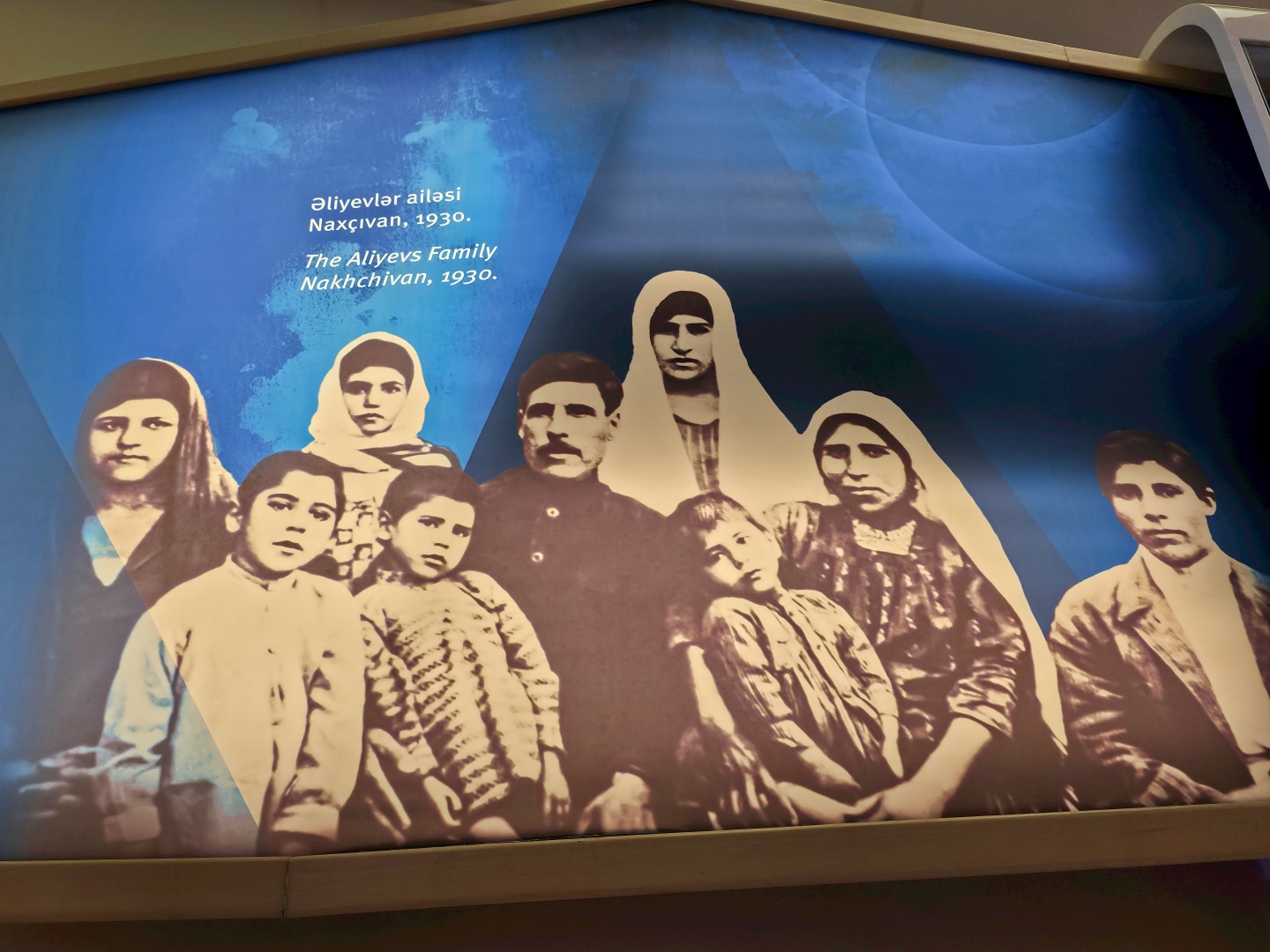 Heydar Aliyev Center_muzeum (003)