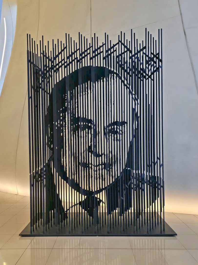 Heydar Aliyev Center_muzeum (010_3)