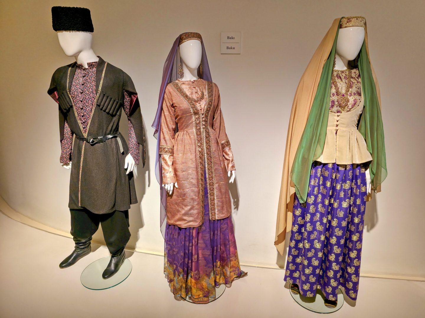 Heydar Aliyev Center_muzeum (026)