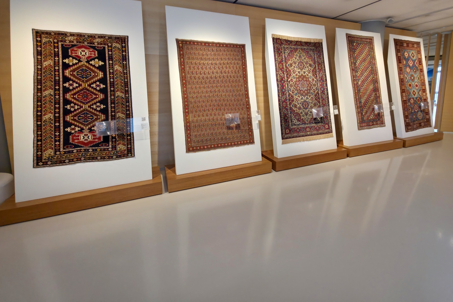 Heydar Aliyev Center_muzeum (047)