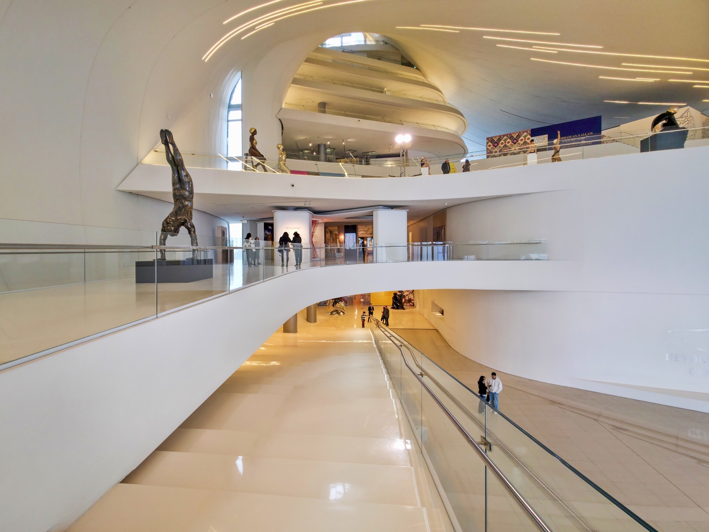 Baku_Heydar Aliyev Center (003)