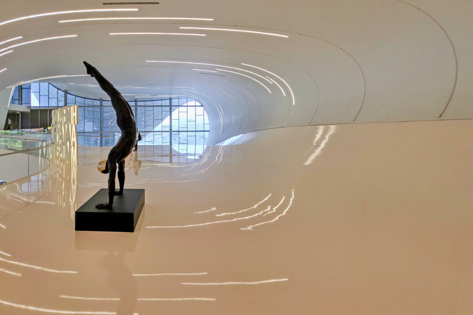 Baku_Heydar Aliyev Center (004)