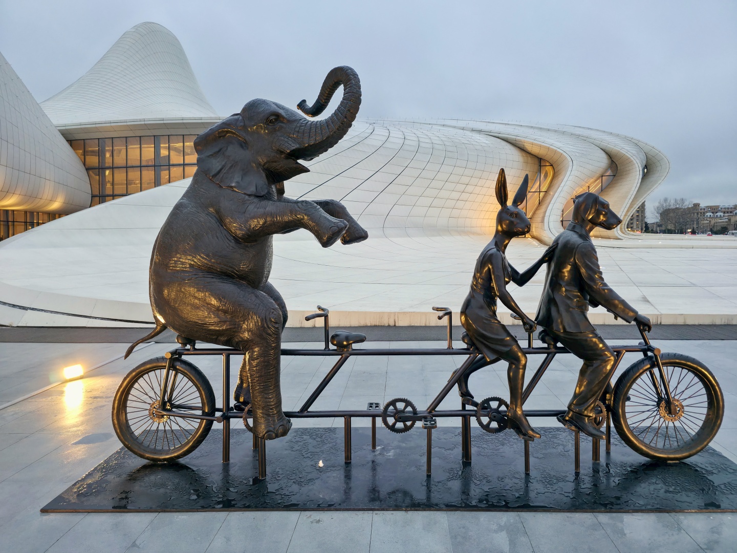 Baku_Heydar Aliyev Center (010)