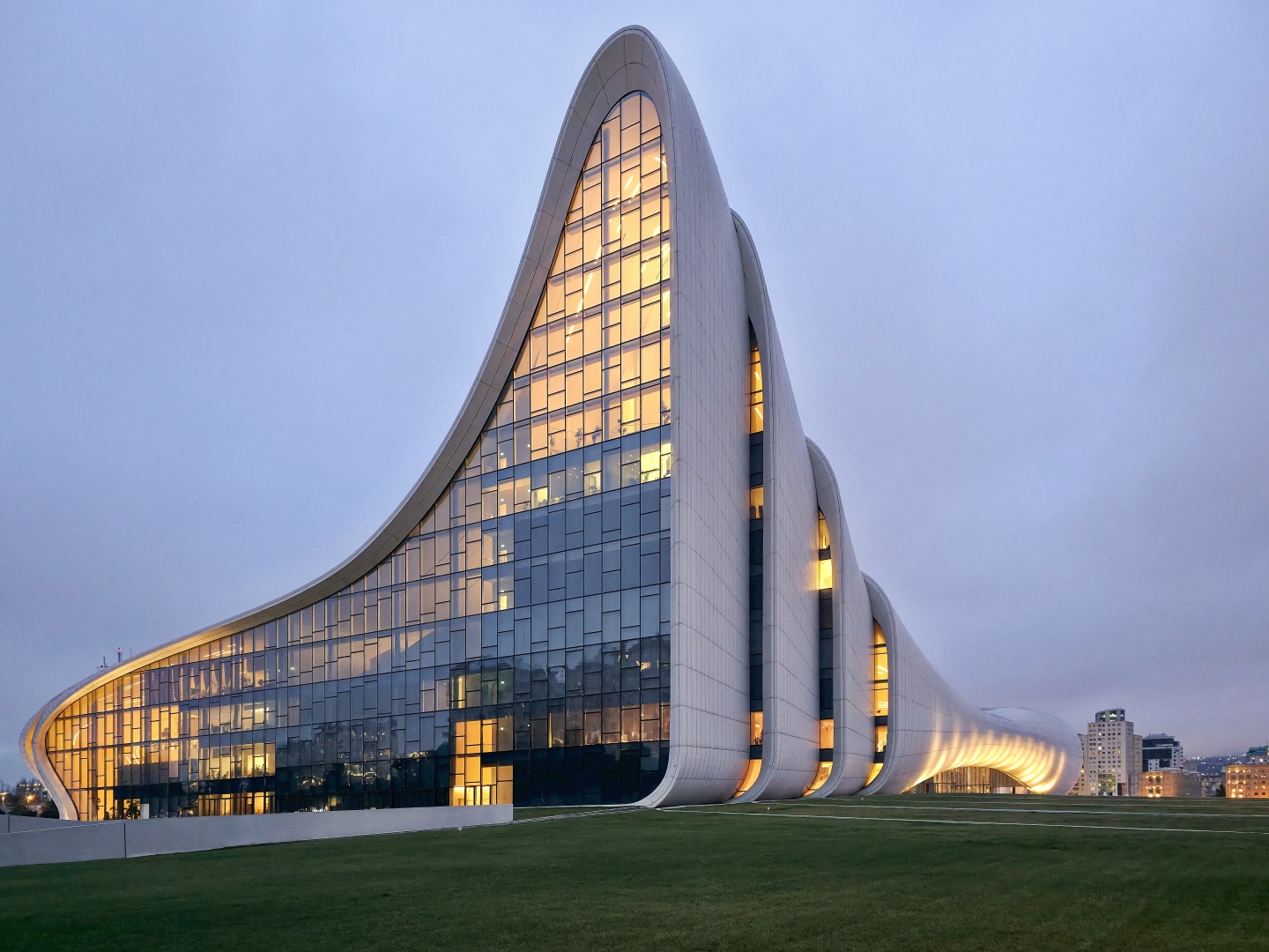 Baku_Heydar Aliyev Center (020)